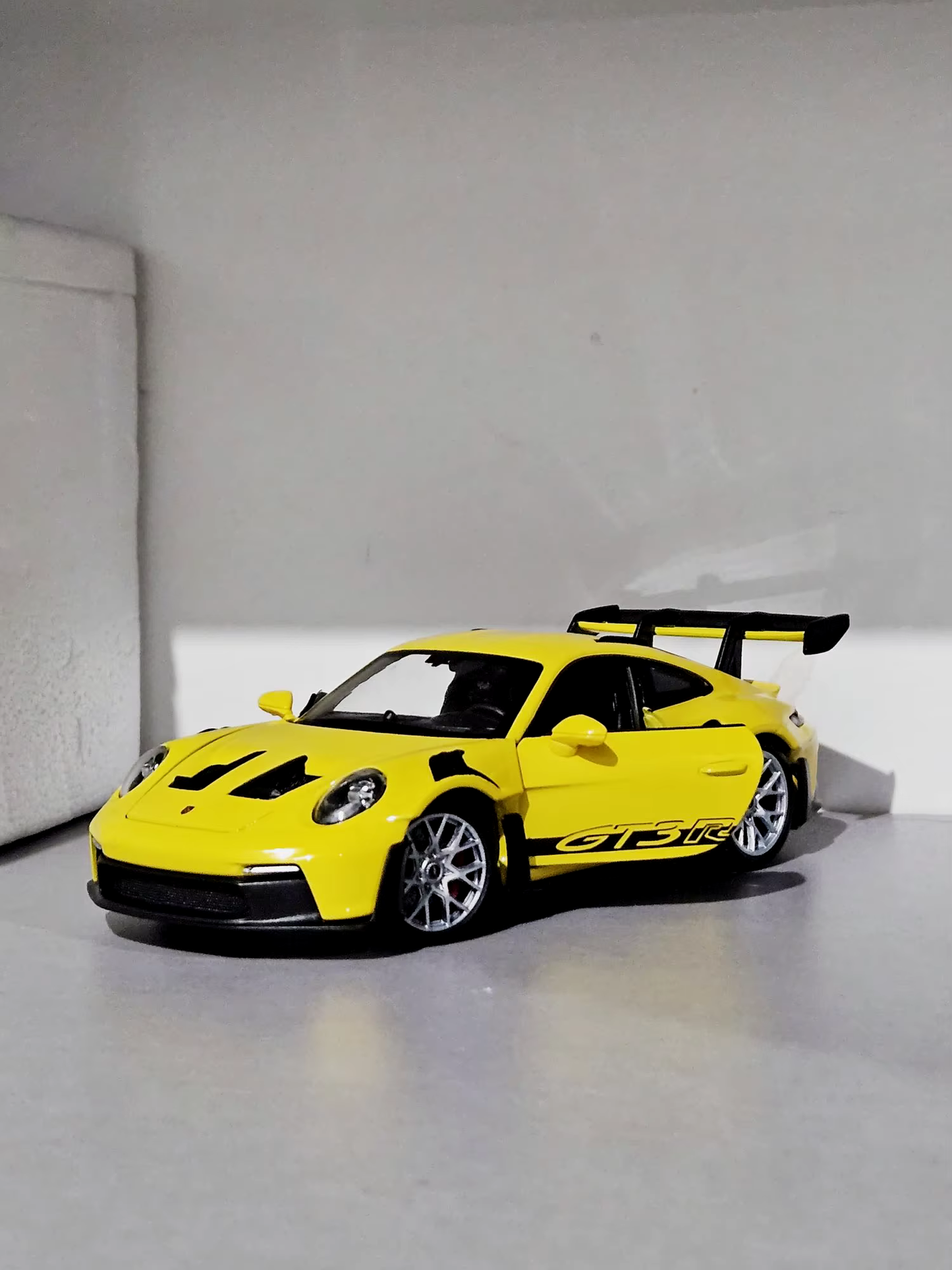 1:24 GT3 RS Alloy Sports Car